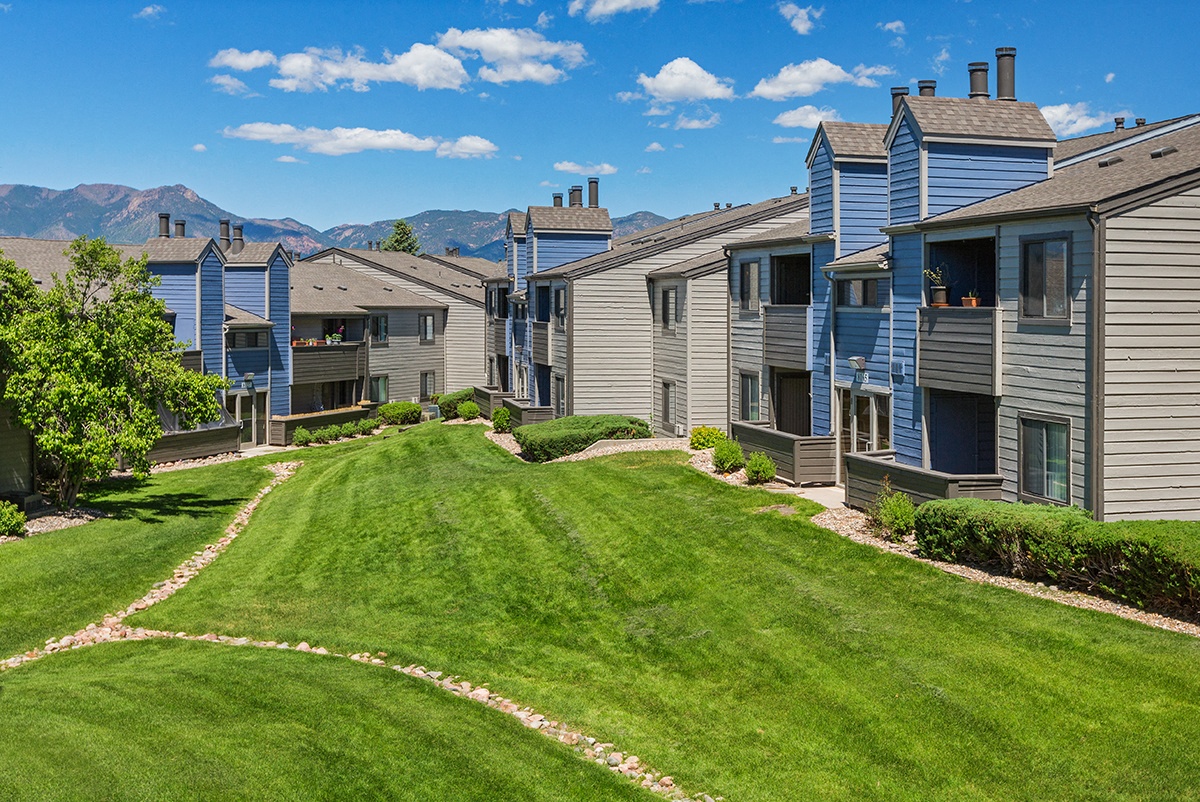The Parc At Briargate Apartments, 8175 Summerset Dr, Colorado Springs